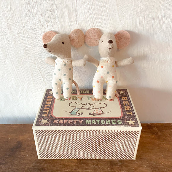 Maileg - Baby mice in matchbox