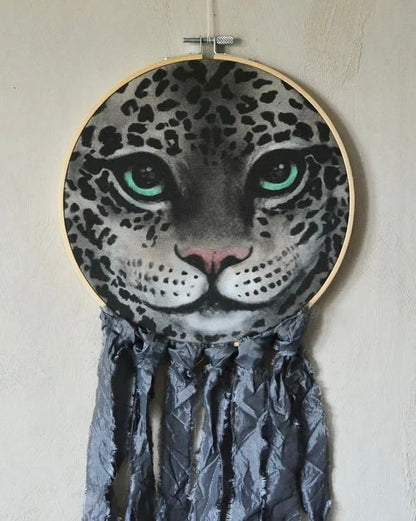 Snöleopardansikte - DessinDesign