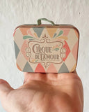 Maileg - Resväska, harlequin DessinDesign