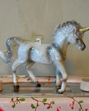 Glittrande enhörning DessinDesign