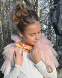 Volangkrage av tyll - Rosa DessinDesign