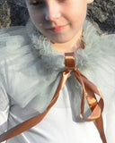 Volangkrage av tyll - Dusty mint DessinDesign