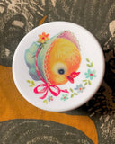 Rund retro burk - Kyckling DessinDesign