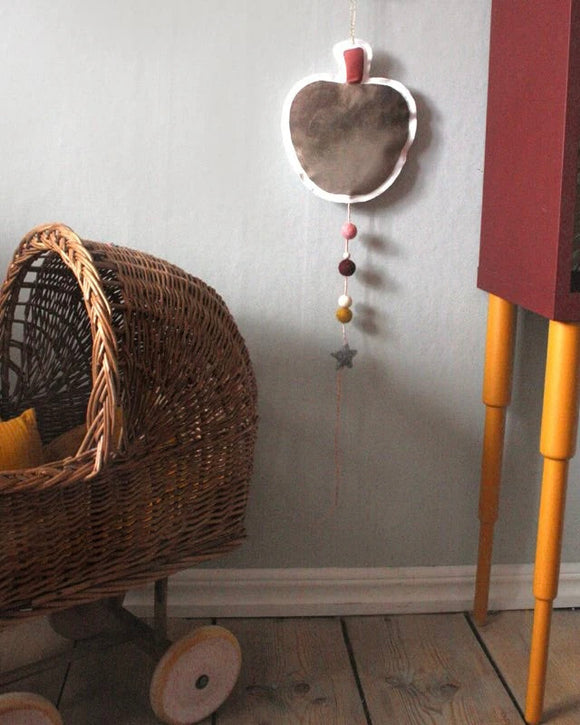 Äppelmobil - Rost DessinDesign