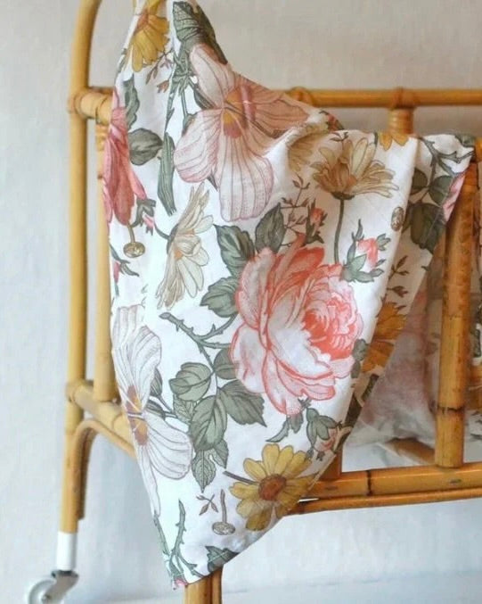 Babyfilt av muslin - Garden floral DessinDesign