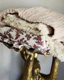 Garbo&Friends - Cherrie blossom, stoppad filt DessinDesign