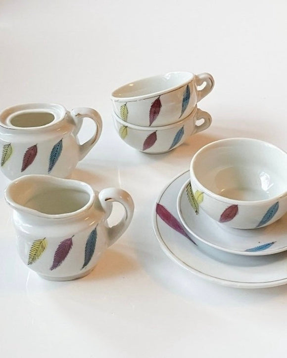 Porslins-teservis i miniatyr DessinDesign