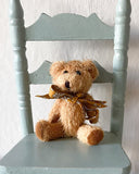 Teddybjörn med rosett - Senapsgul DessinDesign