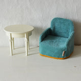 Maileg - Chair and side table. Dessin Design