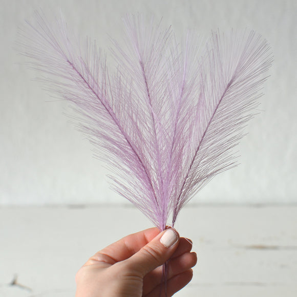 Synthetic feathers, purple