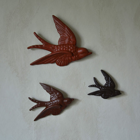 Flying Swallows - brown - Dessin Design
