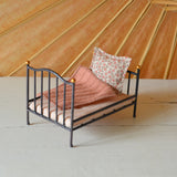 Maileg - Vintage bed, anthracite, Dessin Design